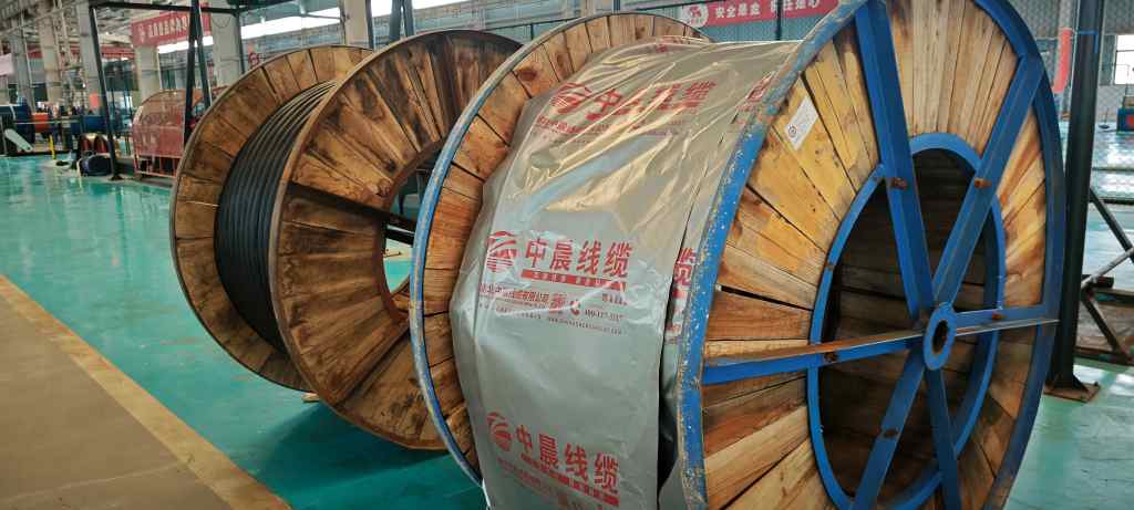 解析 YJV32 电缆含义：从型号构成看其特性与应用场景